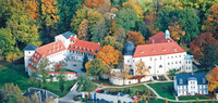 Neukirchen Hotel Schloss Schweinsburg Aussenansicht ©GCH Hotel Group